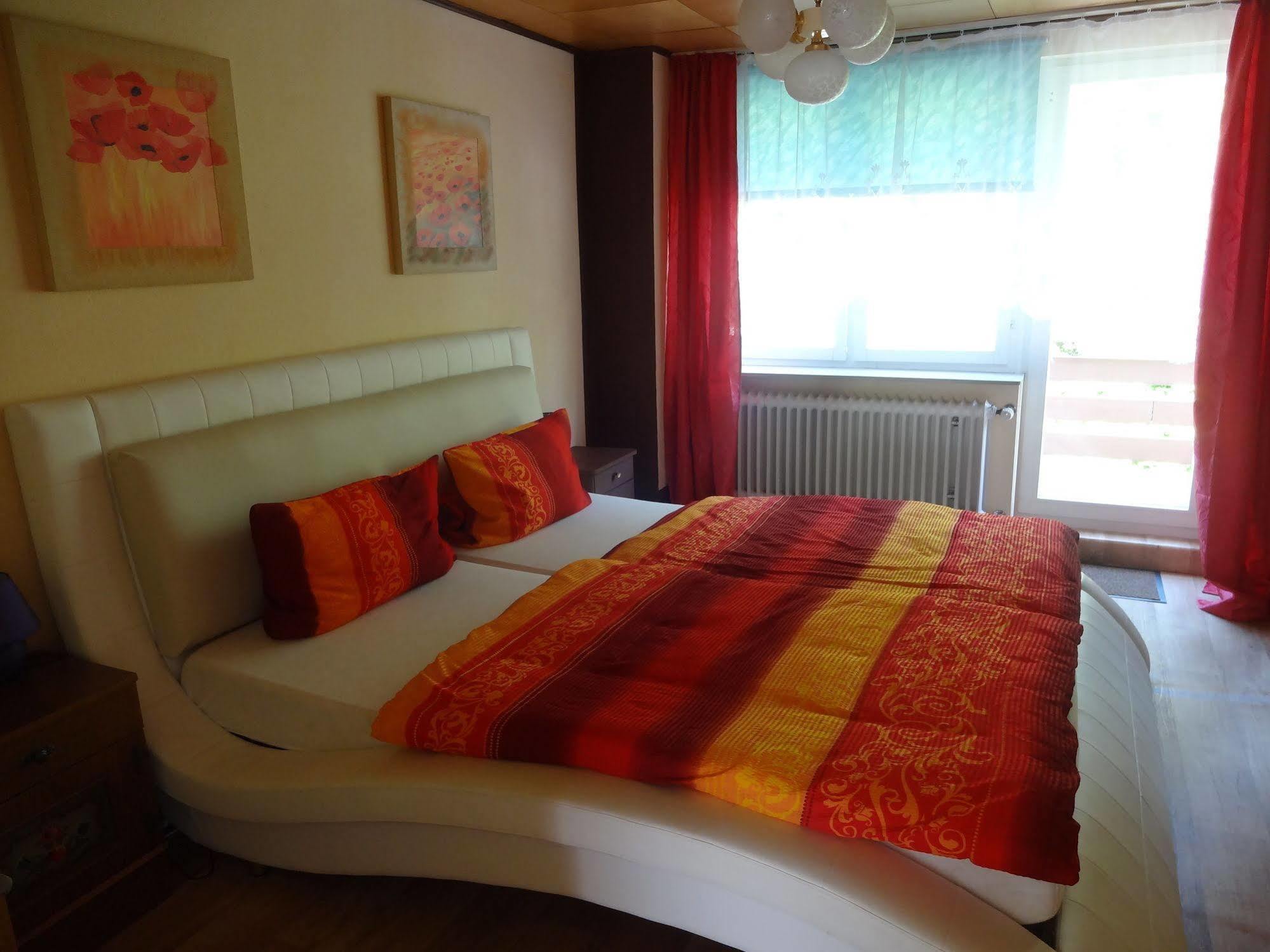 Fachbach Star Hotel المظهر الخارجي الصورة