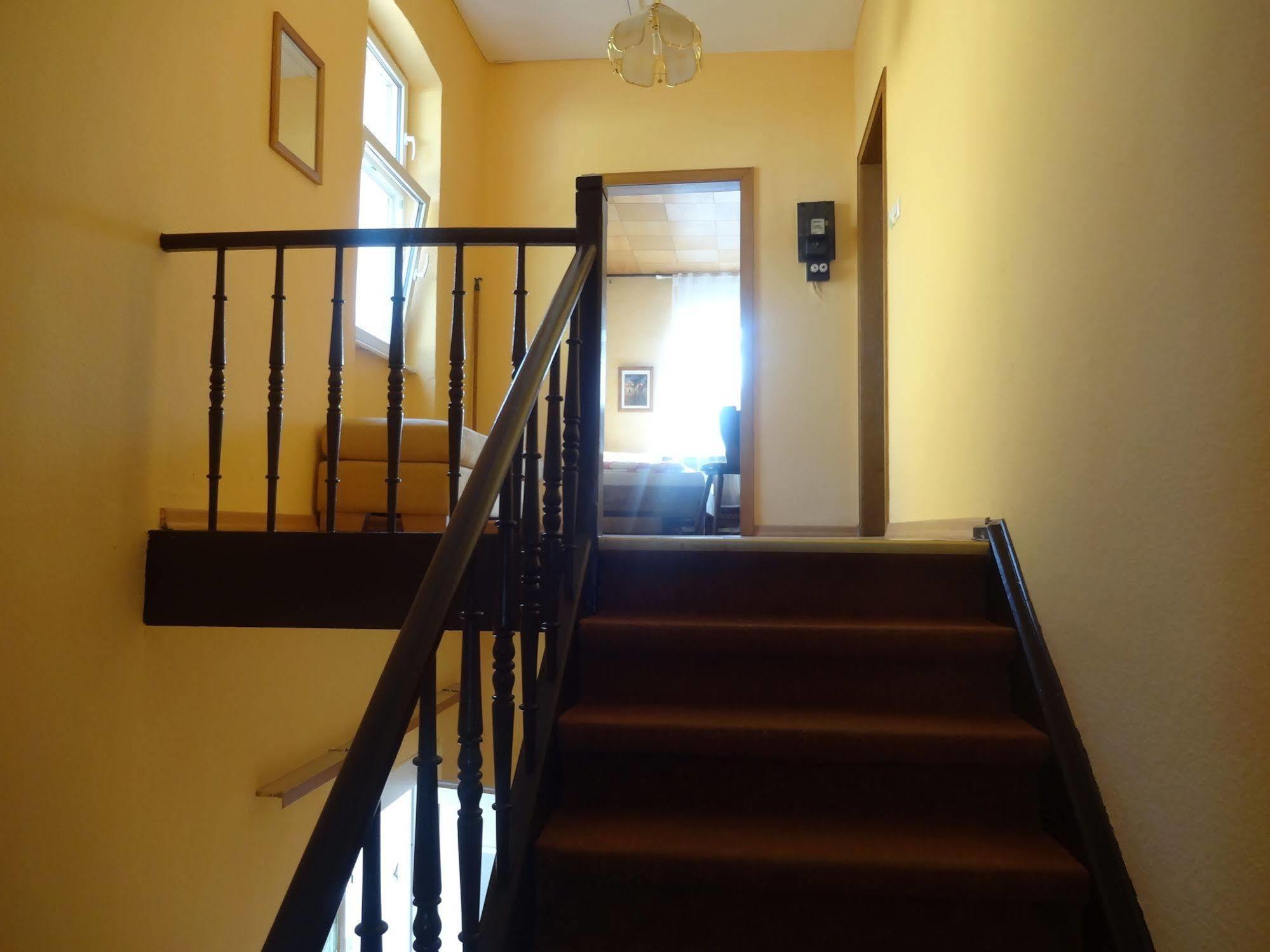Fachbach Star Hotel المظهر الخارجي الصورة