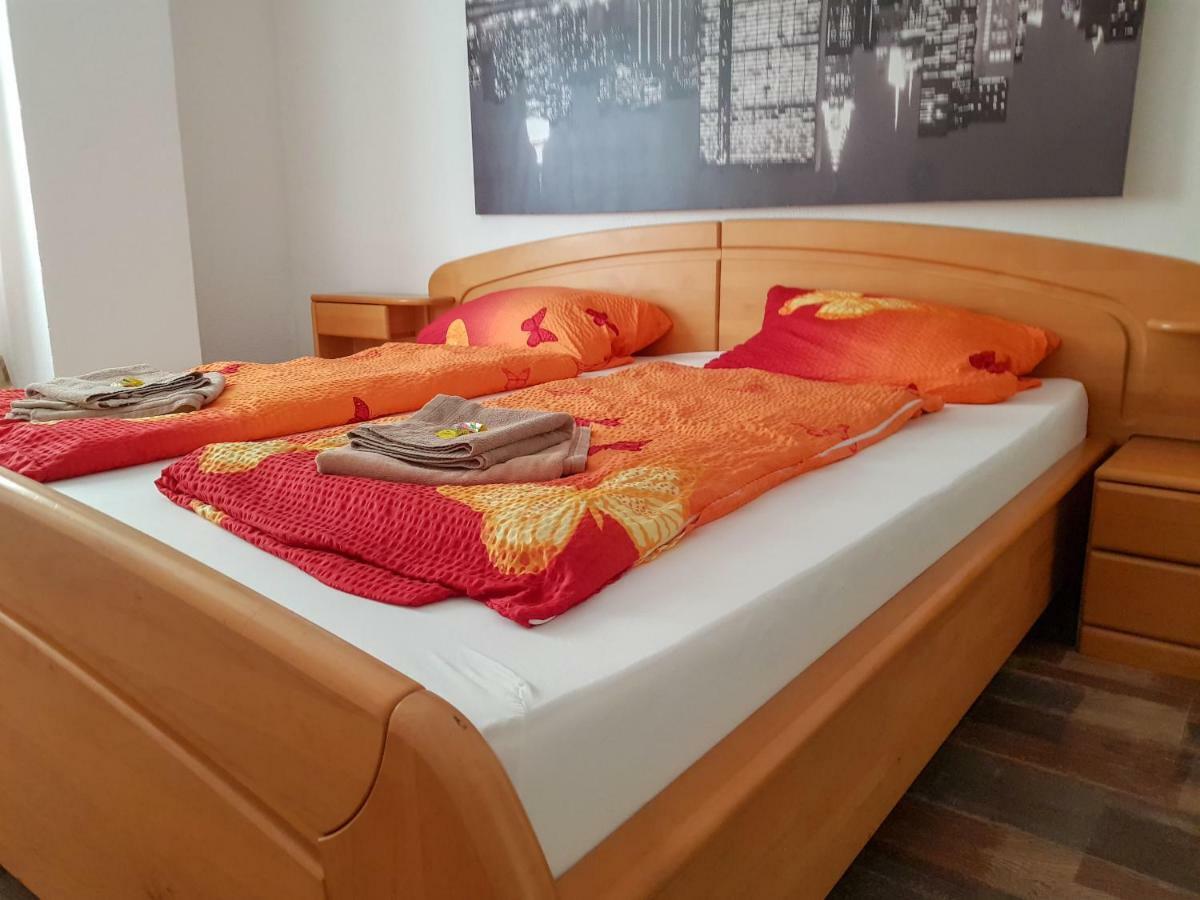 Fachbach Star Hotel المظهر الخارجي الصورة